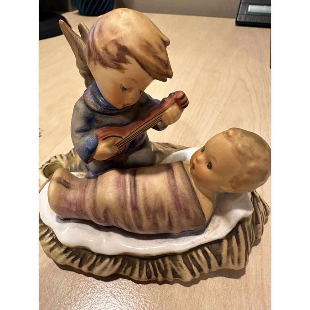 Goebel Hummel Heavenly Lullaby Figurine 24/1 Baby Angel